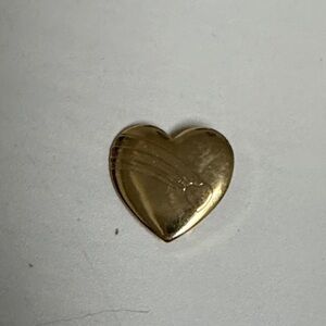 Chic Gold Heart Pendant
